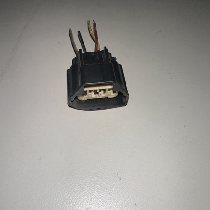 05-06 Ford Mustang Eletrical Connector Plug Clip OEM W/ Wires