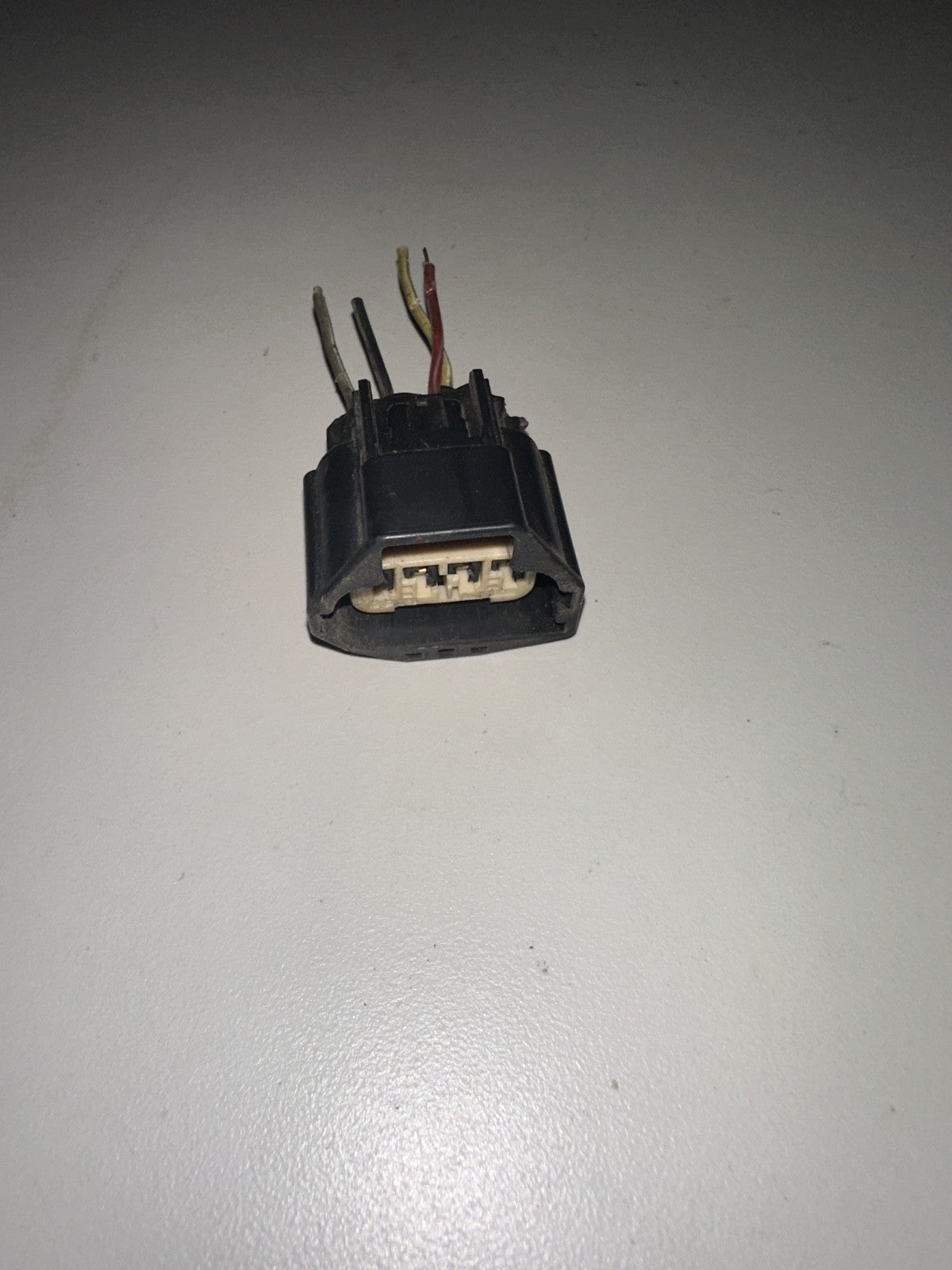 05-06 Ford Mustang Eletrical Connector Plug Clip OEM W/ Wires