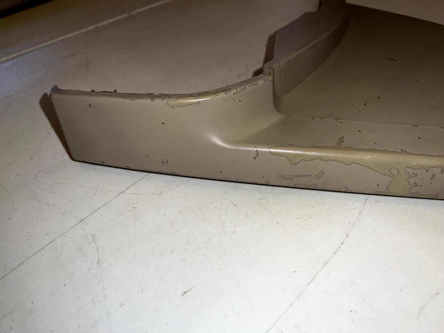 05-09 Ford Mustang Center Lower Radio Dash Panel Panels RH LH Pair Camel Tan OEM