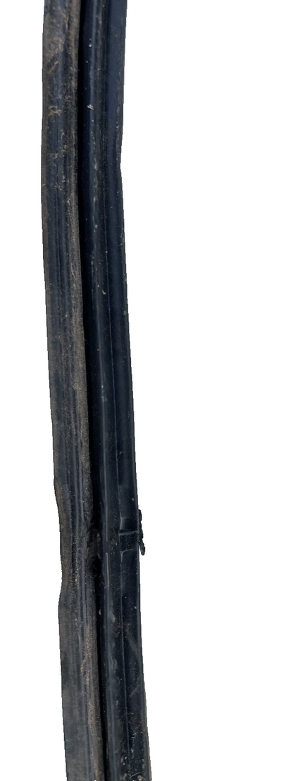 94-04 Ford Mustang Rear Deck Trunk Lid Rubber Weatherstrip Seal OEM Used