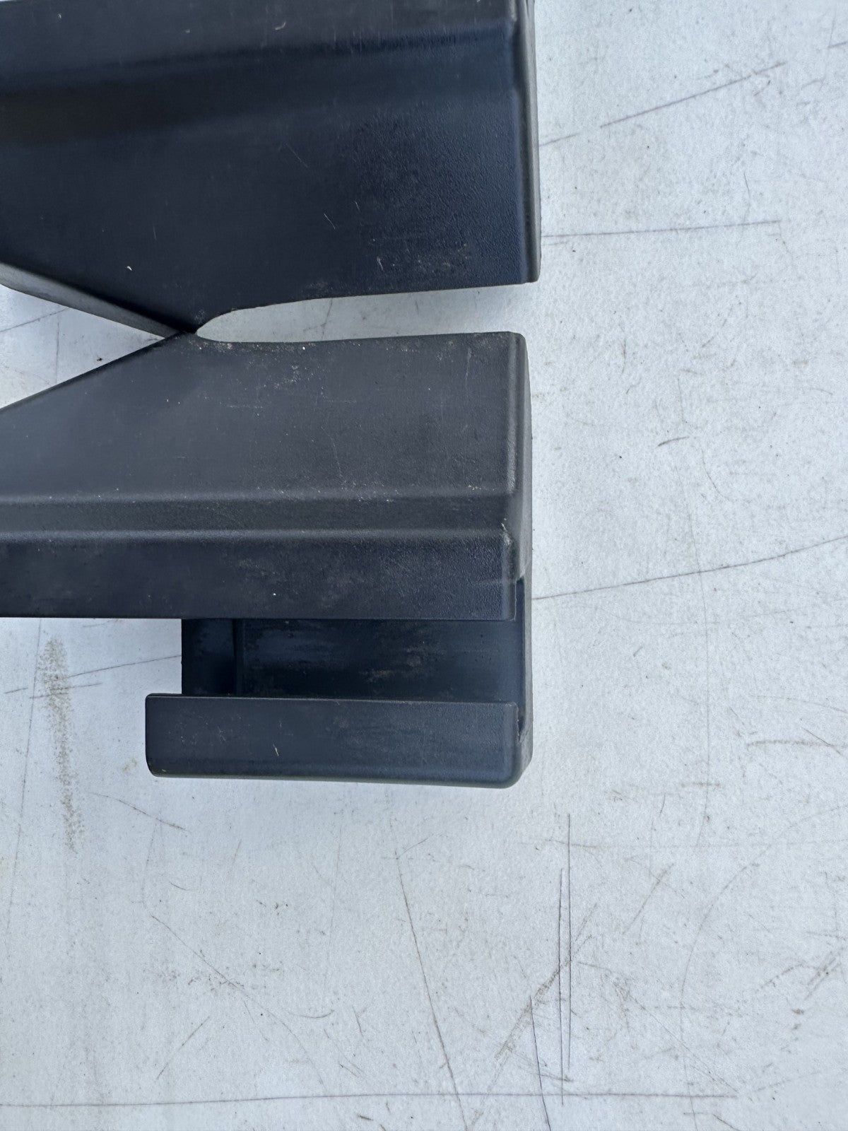 05-09 Ford Mustang Cover Trim Panels Rear Seat Rail Cover Pair OEM 4R33-63618C82