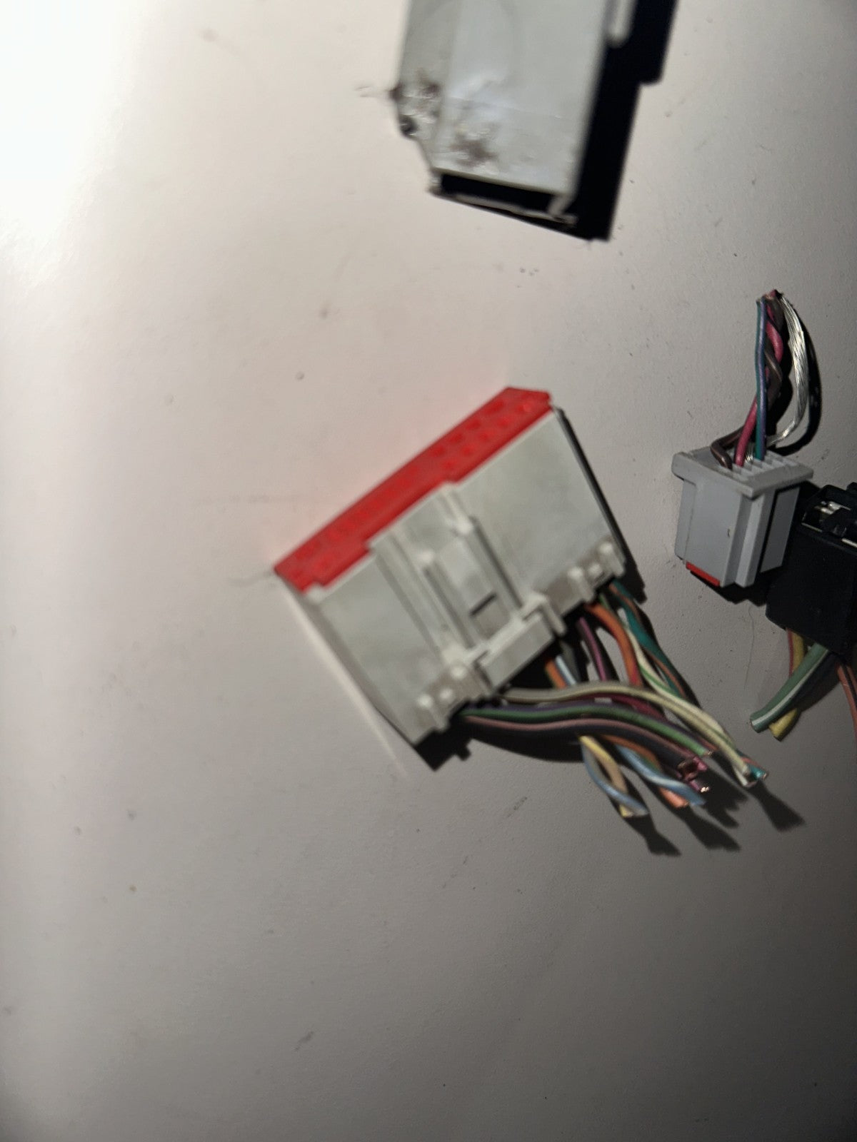 05-07 Ford Mustang Electrical Connector Main Radio Wiring W/ Fan Speed OEM