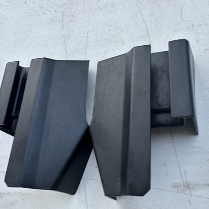 05-09 Ford Mustang Cover Trim Panels Rear Seat Rail Cover Pair OEM 4R33-63618C82