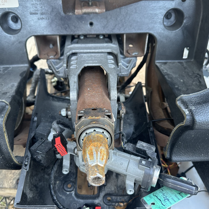 13-14 Ford Mustang Dashboard Complete With Wiring OEM