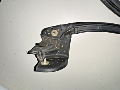 05-09 Ford Mustang Lower Door To Body Weather Strip OEM LH Driver