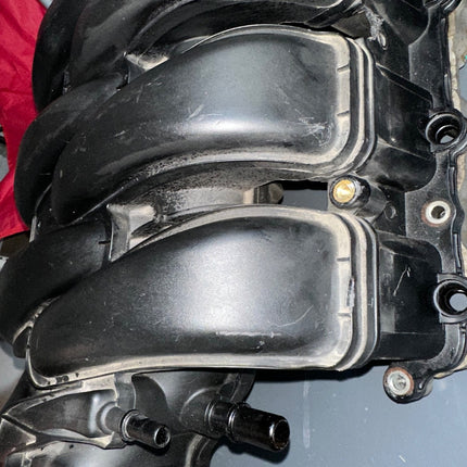 2005-2007 Ford Mustang 4.6L V8 3V Intake Manifold OEM W/ Motion Plates