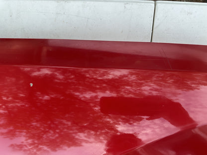 05-09 Ford Mustang Front Passenger Side Base Red Fender W/ Stripe