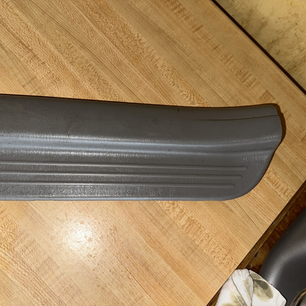 02-06 Toyota Camry Door Sill Scuff Trim OEM Driver Front LH Light Grey