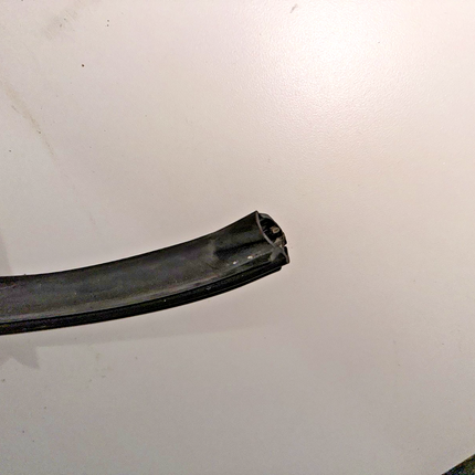 05-09 Ford Mustang Lower Door To Body Weather Strip OEM RH Passenger