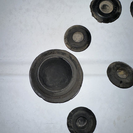 05-09 Ford Mustang Miscellaneous Rubber Grommet Set OEM