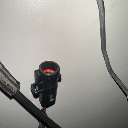 05-09 Ford Mustang Driver Left Door Lock Latch Actuator OEM W/ Keyhole