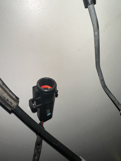 05-09 Ford Mustang Driver Left Door Lock Latch Actuator OEM W/ Keyhole