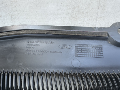 05-09 Ford Mustang LH & RH Driver Passenger Wiper Dash Top Cowl Grille Vent OEM