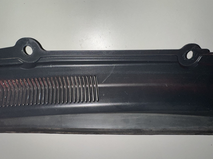 05-09 Ford Mustang LH & RH Driver Passenger Wiper Dash Top Cowl Grille Vent OEM