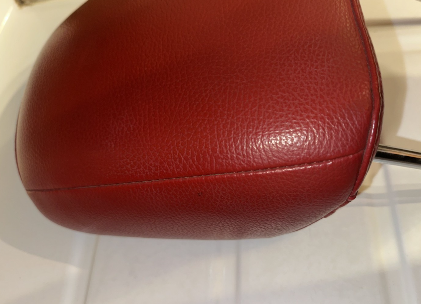 05-09 Ford Mustang Front Seat Head Rest Red Leather OEM