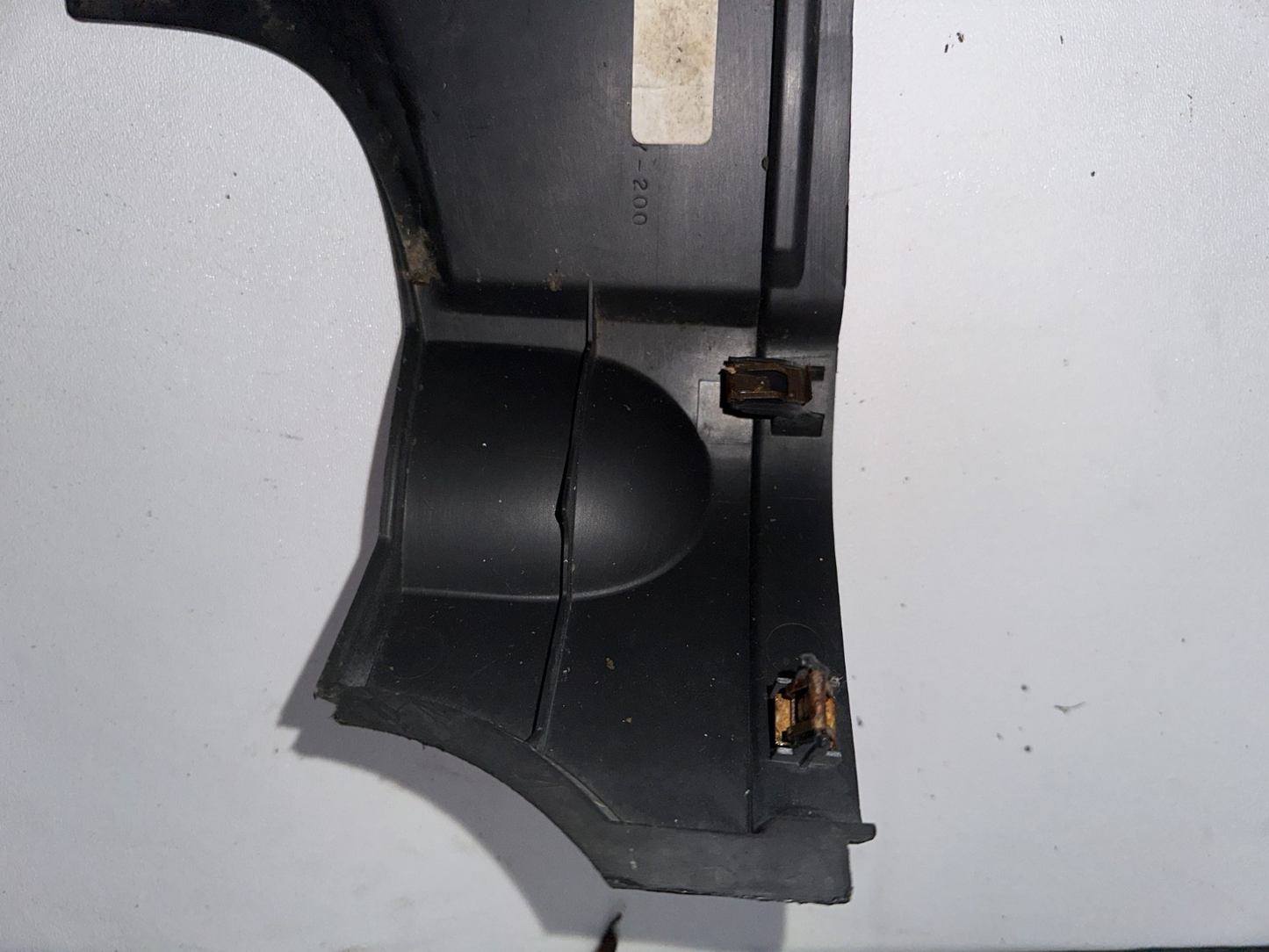 05-09 Ford Mustang Driver Lower Kick Panel Steering Column Cover OEM Black