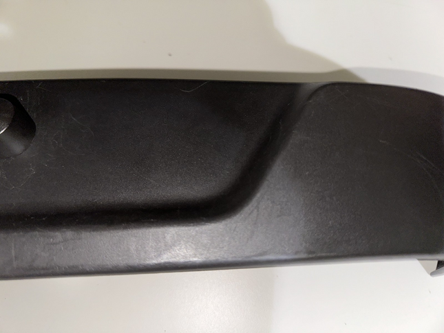 05-08 Ford Mustang Front Passenger Side RH Seat Trim Bezel Panel OEM