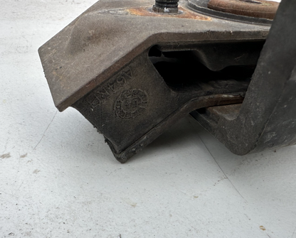 05-09 Ford Mustang Transmission Mount Automatic OEM In Good Shape
