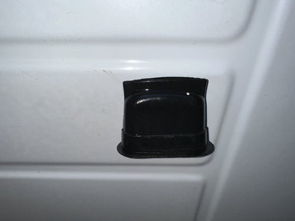 05-19 Ford Mustang Wiper Cowl Drain Tube Water OEM 5R3Z-01523-AA Used