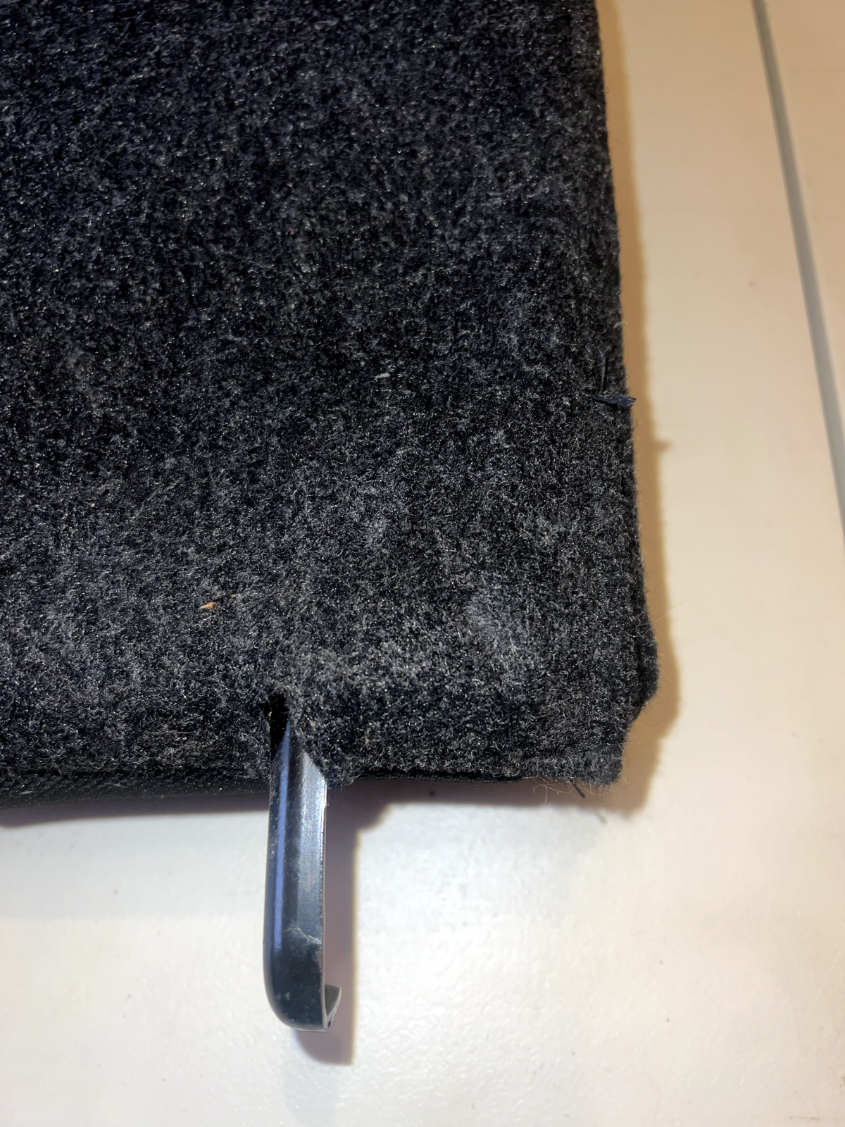 05-09 Ford Mustang Charcoal Black Cloth Upper Rear Seat Back LH Driver OEM