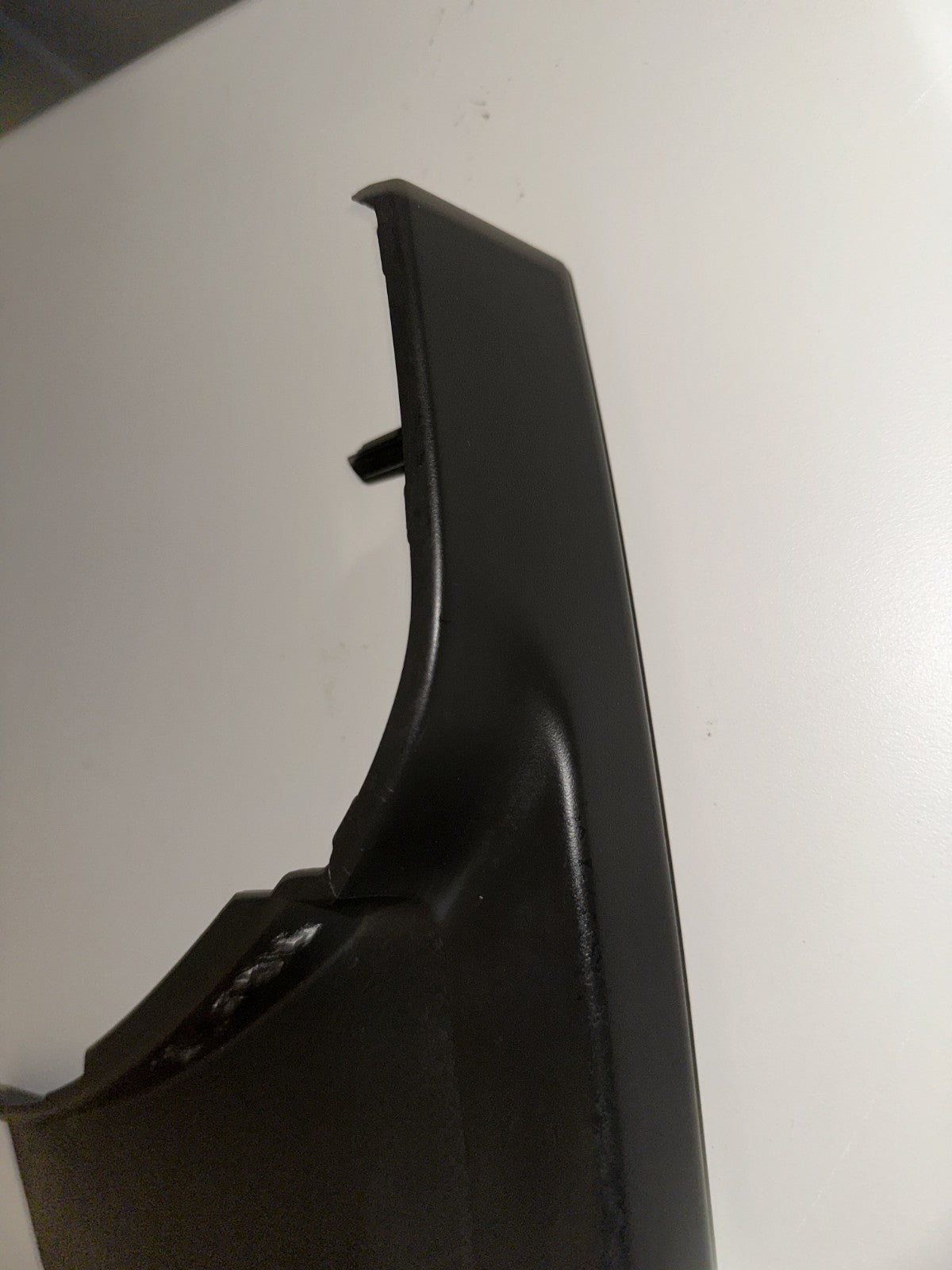 05-09 Ford Mustang Center Lower Radio Dash Panel Panels RH LH Pair Black OEM