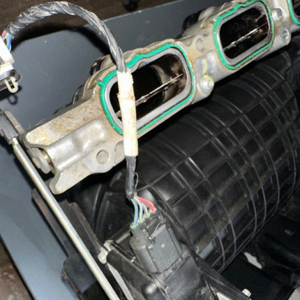 2005-2007 Ford Mustang 4.6L V8 3V Intake Manifold OEM W/ Motion Plates