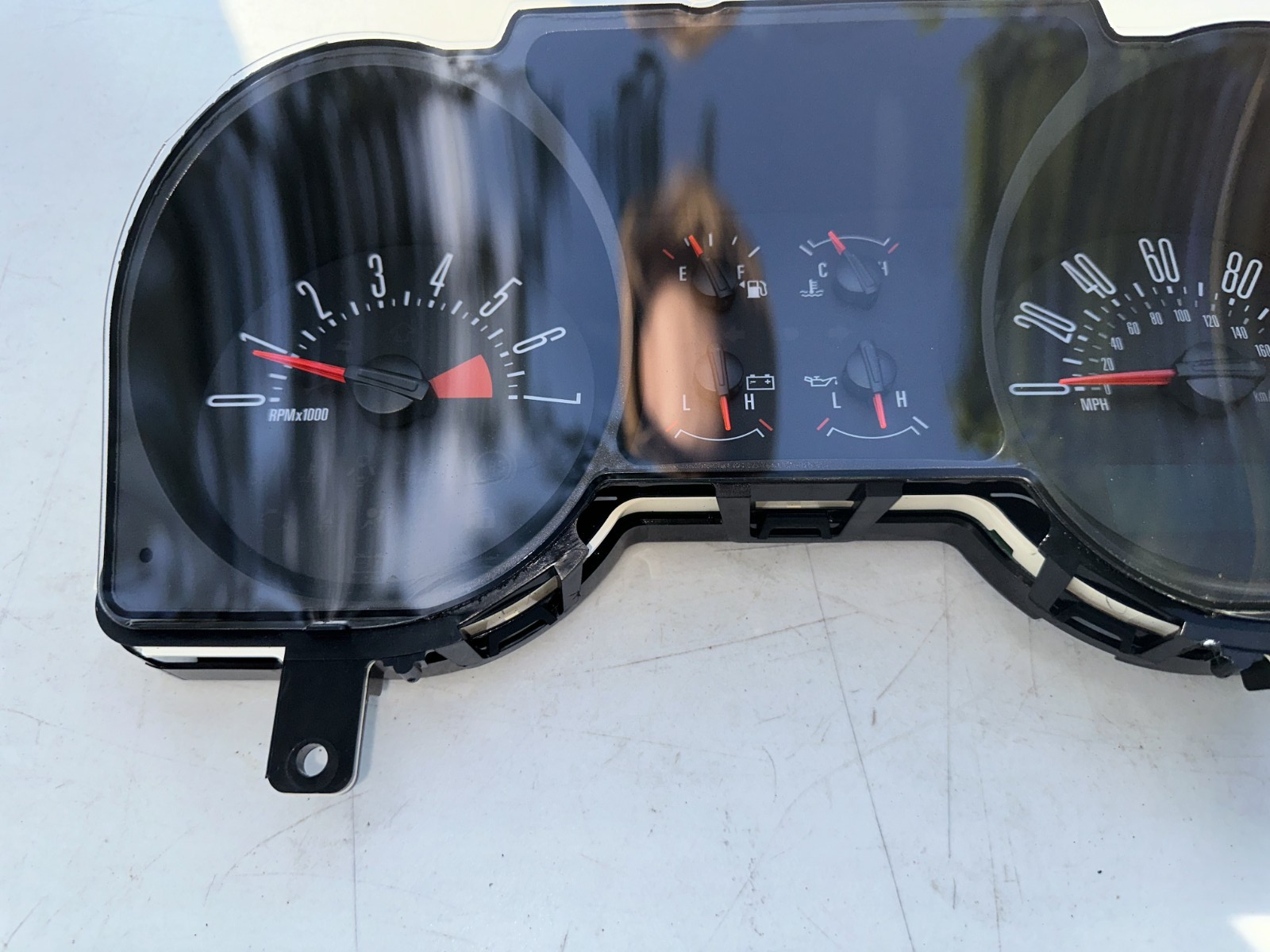 05-09 Ford Mustang Instrument Cluster Premium 6 Gauge myColor OEM