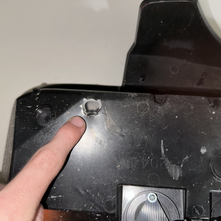 05-09 Ford Mustang LED Tail light With Wiring RH Passenger DAMAGED