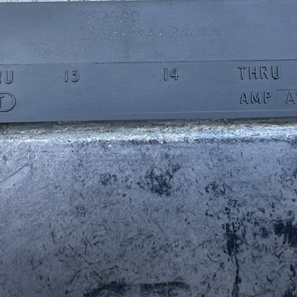 2004 Ford Mustang 3.8L V6 Automatic ECU ECM Computer OEM 4R3A-12A650-LC With Key