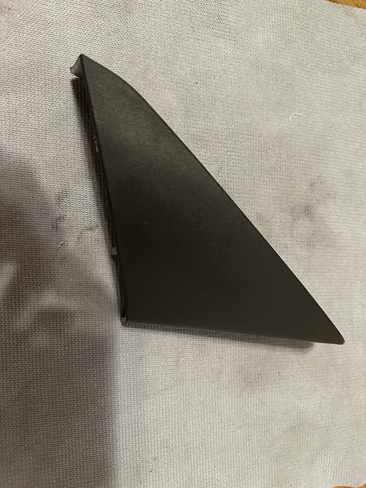 05-09 Mustang RH Right Door Bezel Trim OEM Black Passenger Side 7R33-17B699-AA