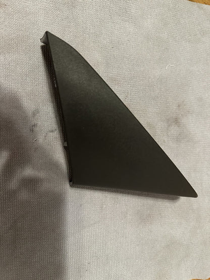 05-09 Mustang RH Right Door Bezel Trim OEM Black Passenger Side 7R33-17B699-AA