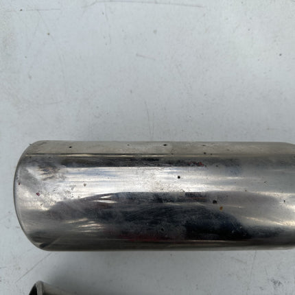 05-09 Mustang Magnaflow Race Series Axle-Back Exhaust Muffler with Polished Tips