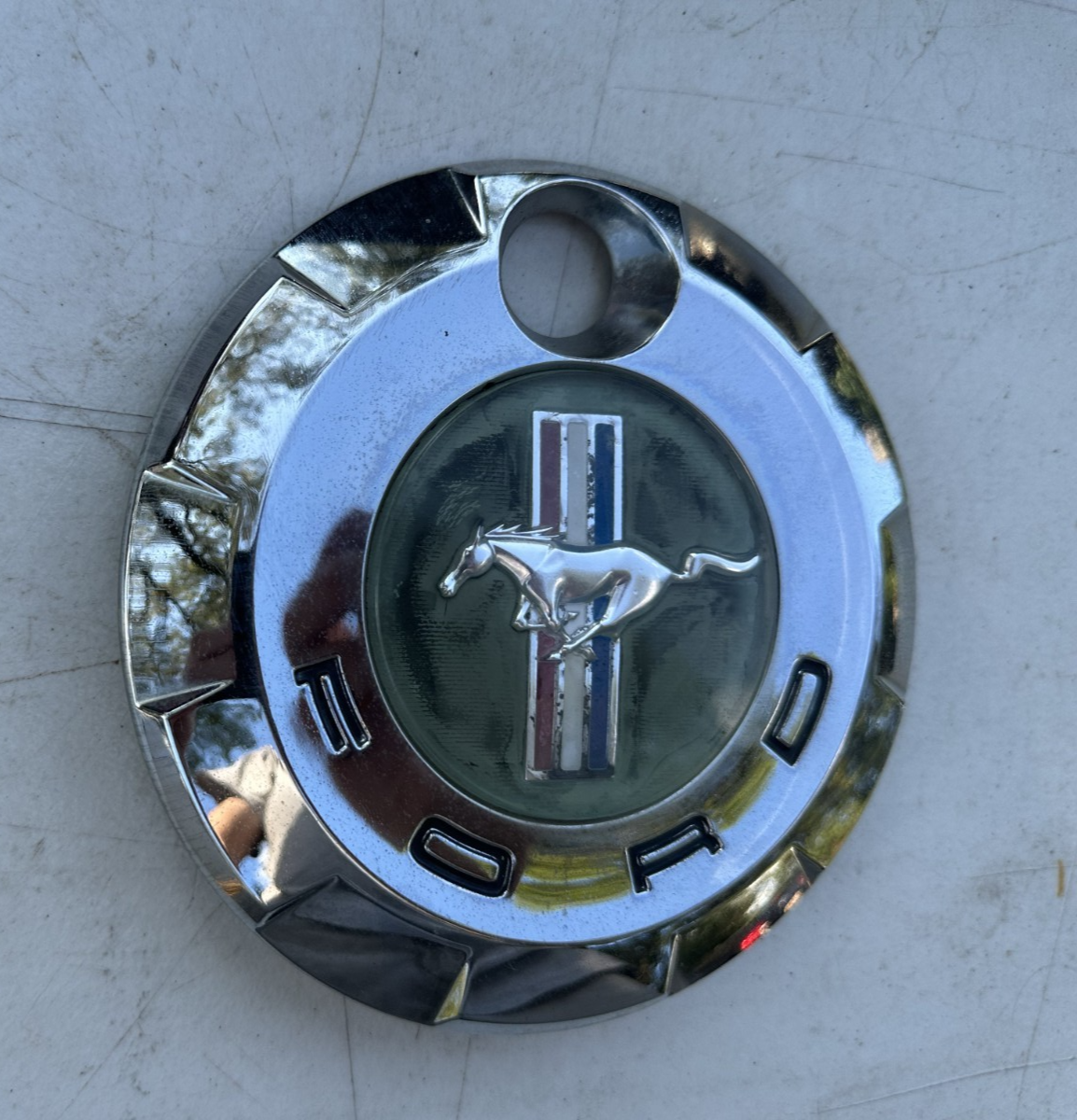 05-09 Ford Mustang V6 Trunk Badge Emblem W/ Fender Badges Badge Set OEM