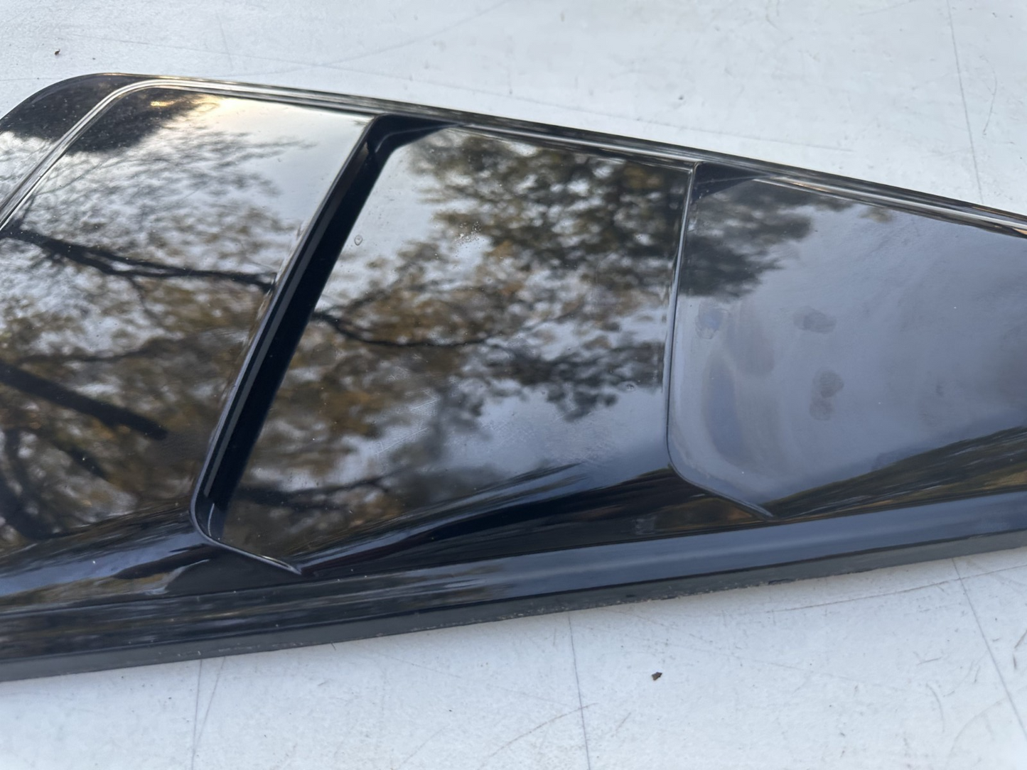 05-14 Ford Mustang SpeedForm Quarter Window Louvers Gloss Black Pair RH & LH