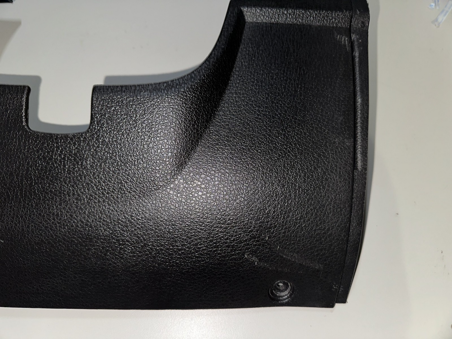 05-09 Ford Mustang Driver Lower Kick Panel Steering Column Cover OEM Black