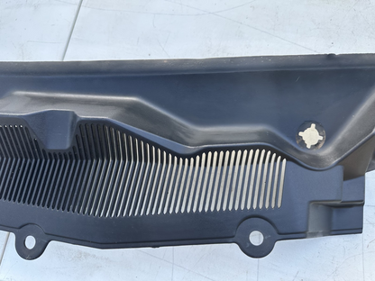 10-14 Ford Mustang LH & RH Driver Passenger Wiper Dash Top Cowl Grille Vent OEM