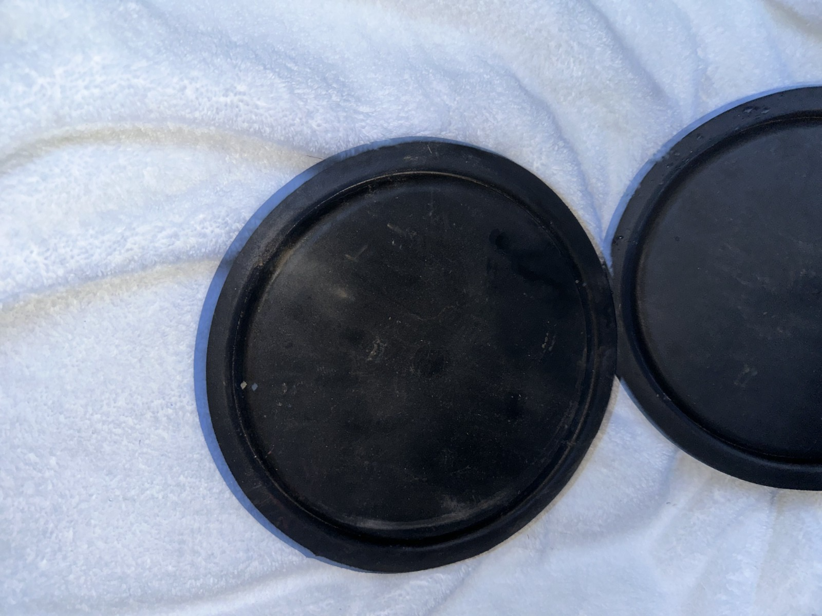 05-06 Ford Mustang Fuel Pump Access Covers OEM 2W93-9C335-AA