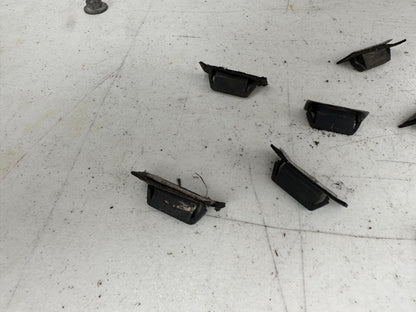 05-14 Ford Mustang Wiper Cowl Clips Retainers Grommets OEM