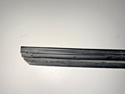 05-09 Ford Mustang Inner Door Belt Weather Strip LH Driver OEM