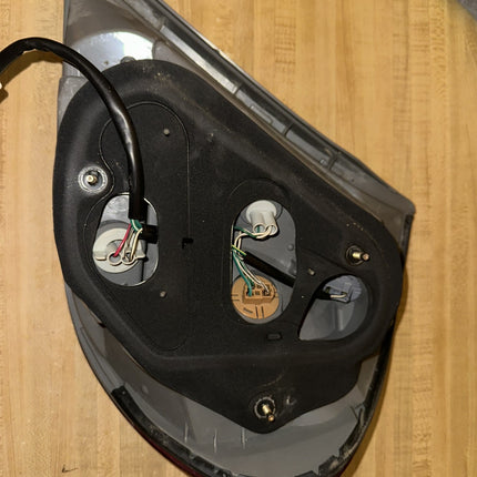 02-06 Toyota Camry Tail Lamp Tail Light RH Passenger OEM With Bulbs And Wiring