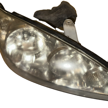 02-06 Toyota Camry Front Headlight RH Passenger Halogen W/ Bulbs OEM