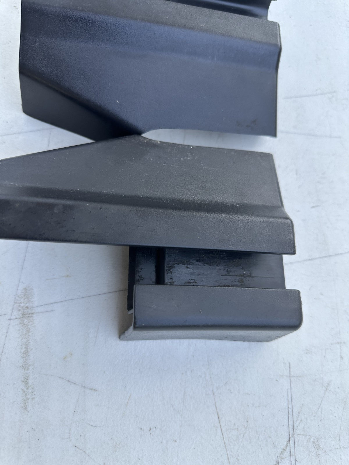 05-09 Ford Mustang Cover Trim Panels Rear Seat Rail Cover Pair OEM 4R33-63618C82