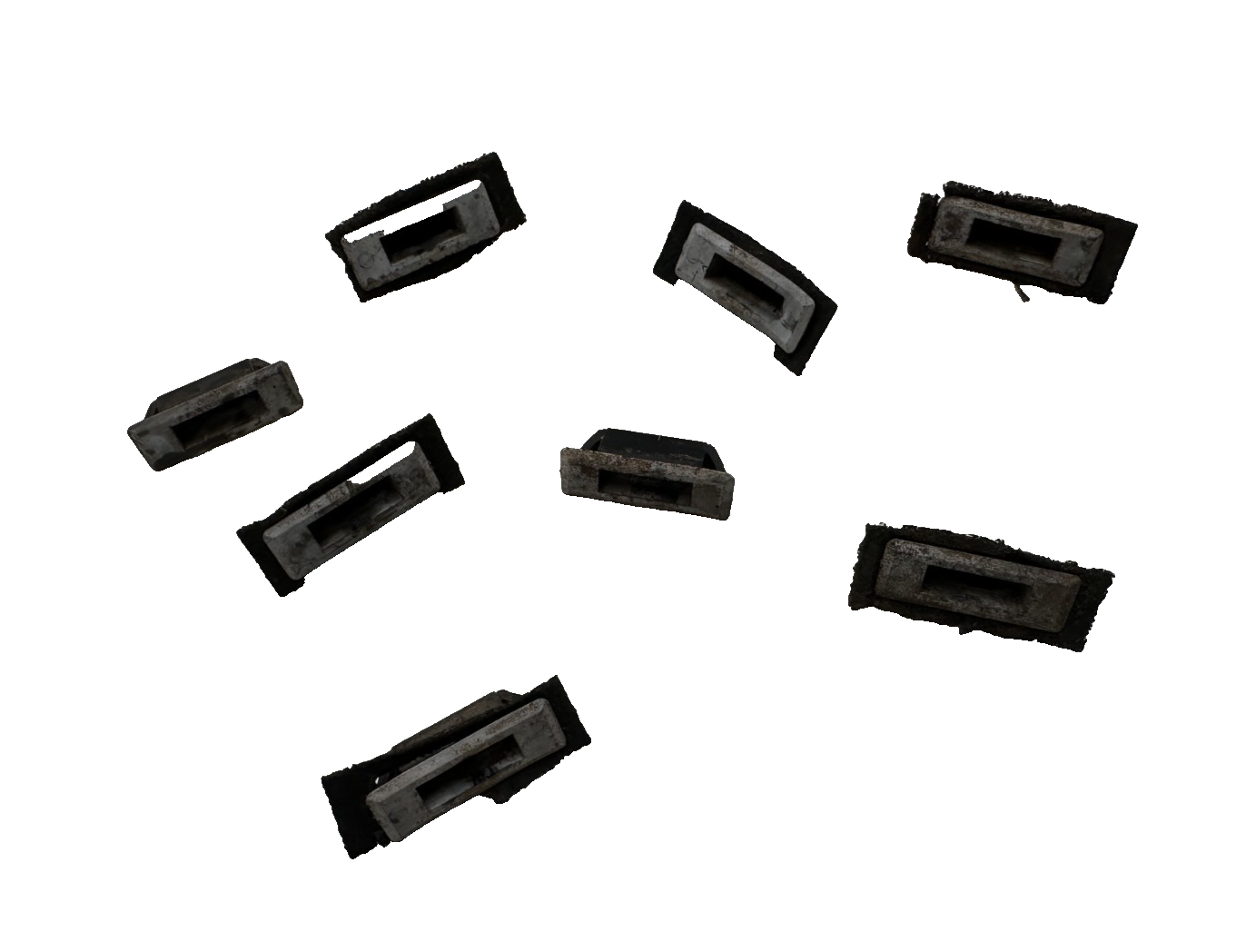 05-14 Ford Mustang Wiper Cowl Clips Retainers Grommets OEM