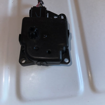 05-09 Ford Mustang Door Blendor Actuator Motor Module 6R33-19E6 16-BA OEM