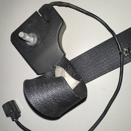 05-06 Ford Mustang Passenger Right RH Front Seatbelt With Trim OEM Black Belt