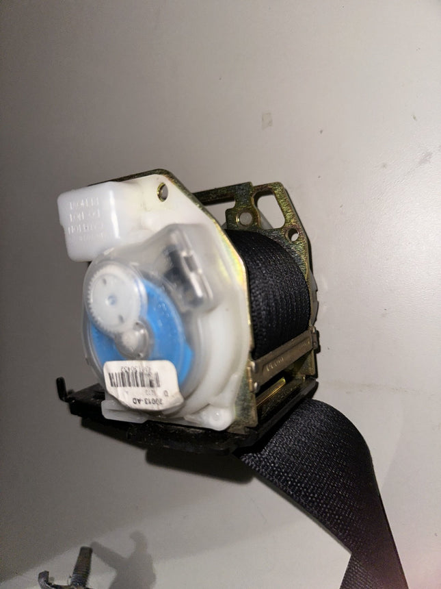 05-09 Ford Mustang Passenger Right RH Rear Seat Seatbelt OEM Black Belt