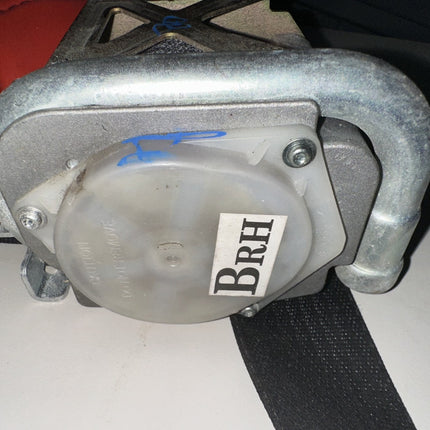 05-06 Ford Mustang Passenger Right RH Front Seatbelt With Trim OEM Black Belt