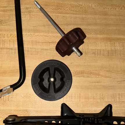 02-06 Toyota Camry Emergency Spare Tire Jack Kit With Lug Wrench OEM Working