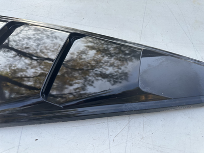 05-14 Ford Mustang SpeedForm Quarter Window Louvers Gloss Black Pair RH & LH