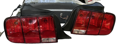 05-09 Ford Mustang Taillights With Wiring RH LH Pair Passenger Driver OEM